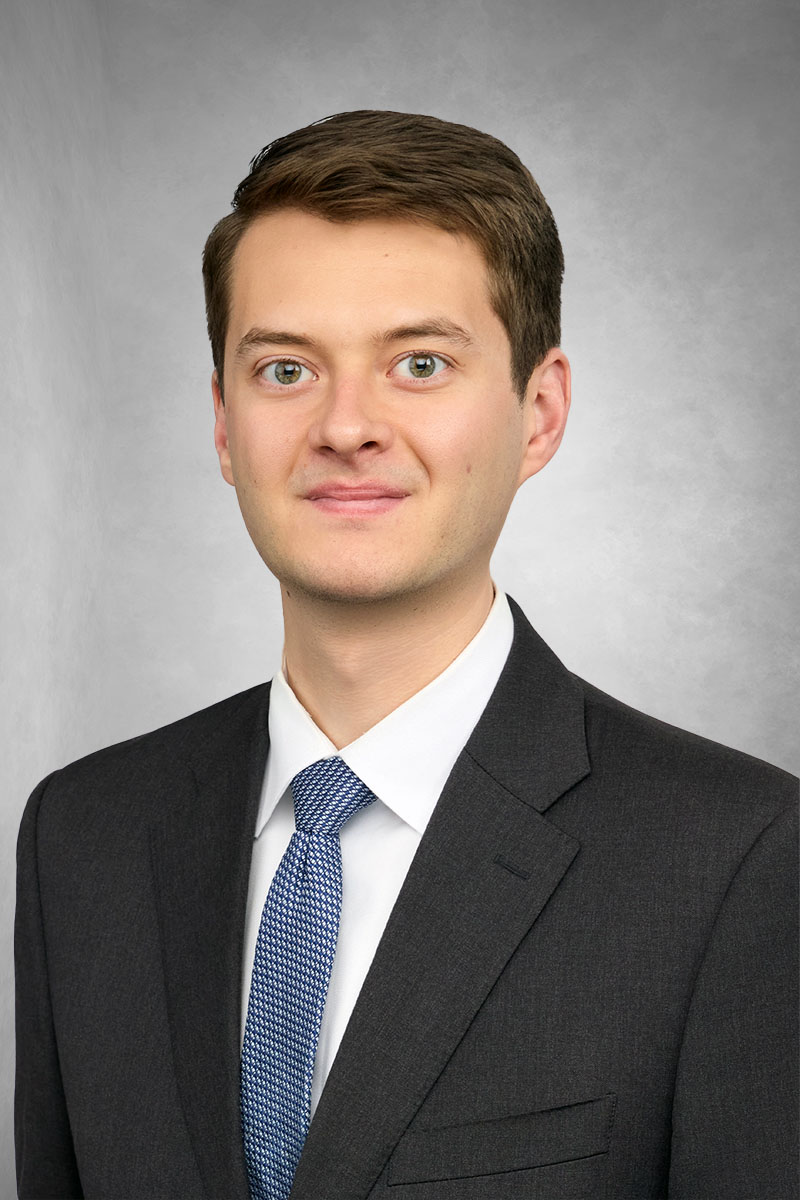 Cameron T. Bainbridge headshot