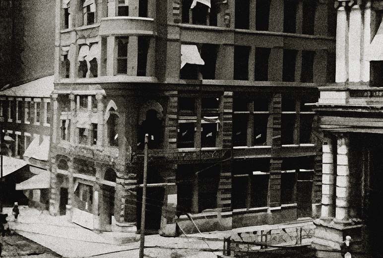 Frank F. Dinsmore opens private practice on Walnut Street in Cincinnati.