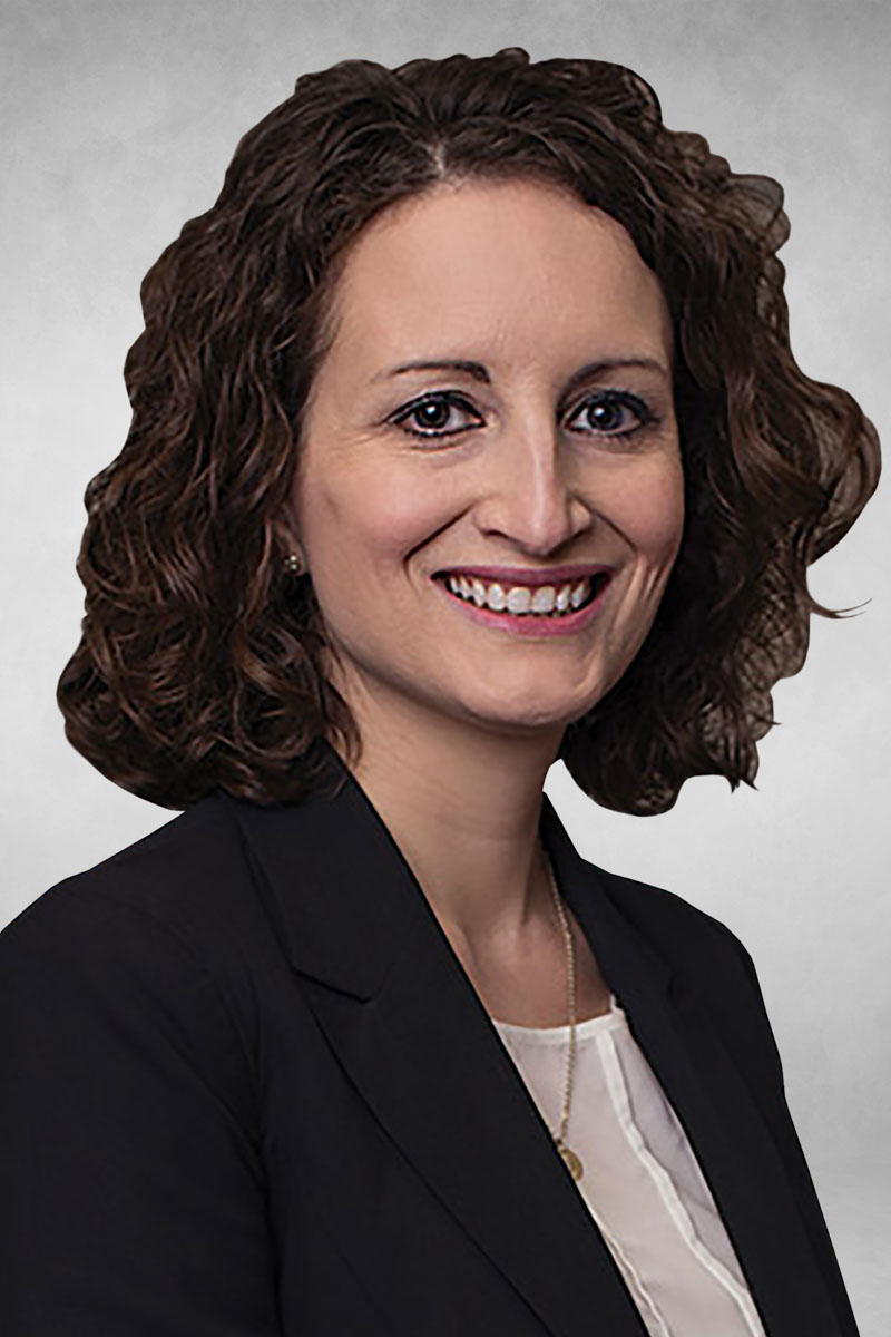 Lauren E. Dimmitt headshot