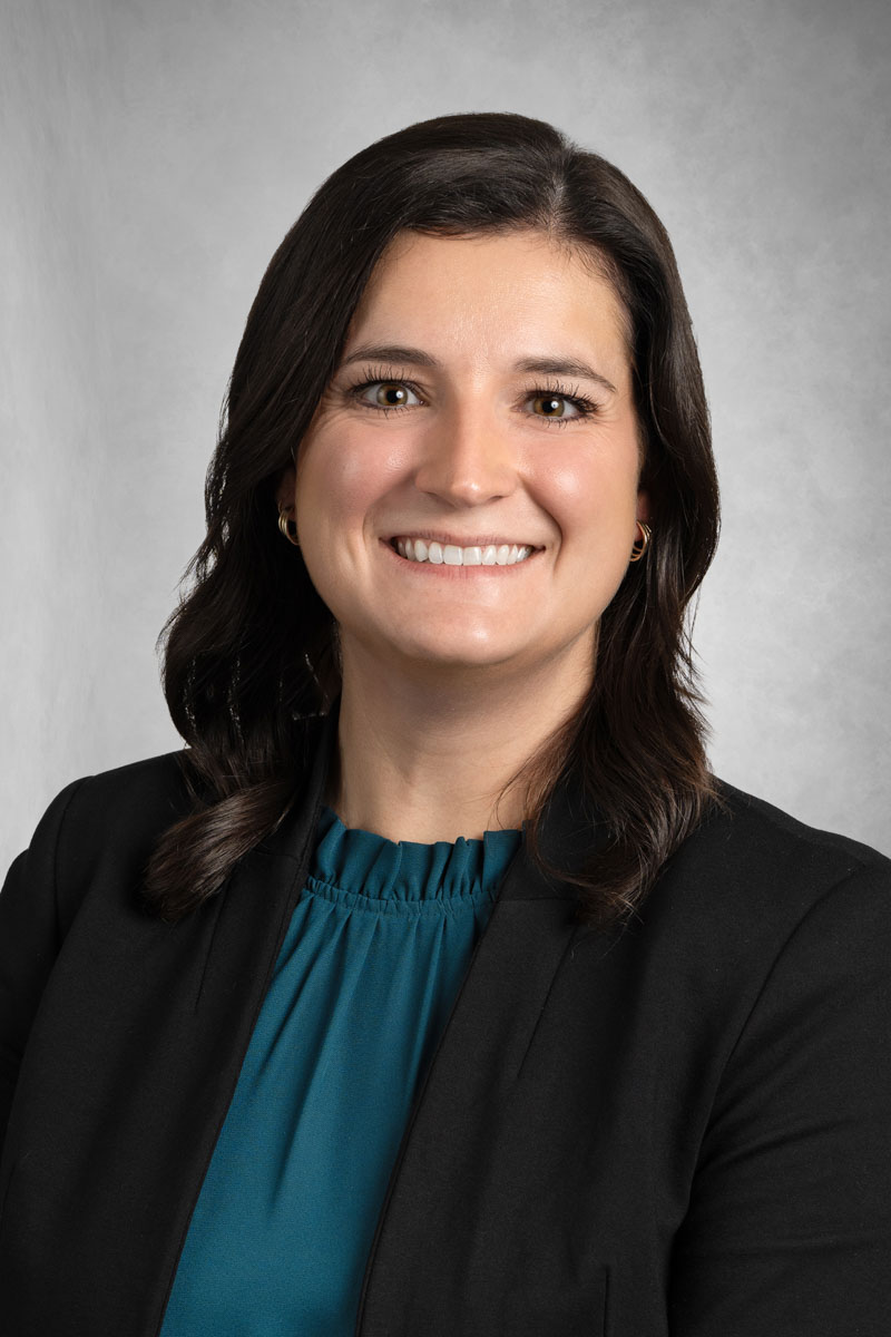 Sydney Schroeder Headshot